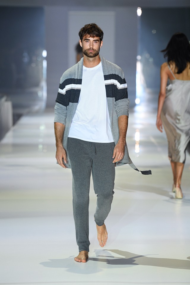 Észveszejtő show keretein belül mutatta be az Intimissimi új kollekcióját