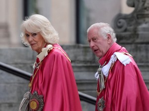 Friss hírek! Kamilla királyné fontos részletet árult el Károly király állapotáról