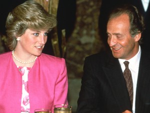 Kiderült, mi volt Diana hercegné és a volt spanyol király között, memoárjában vallott őszintén az egykori uralkodó