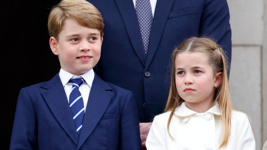 Igen, Sarolta hercegnő sokkal gazdagabb, mint György herceg, és az ok nagyon meglepő