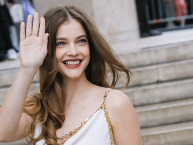 Palvin Barbara melltartó nélkül pózol legújabb fotóján, valami elképesztően felszabadító
