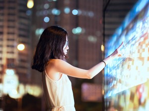 Ilyenek lesznek a jövő szakmái: Tűzoltó és katona helyett drónforgalom-irányító és digitálisdetox-terapeuta leszel?