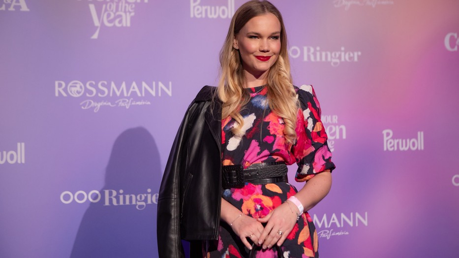 Kardos Eszter Glamour Women of the Year gálán C&A szettet viselt