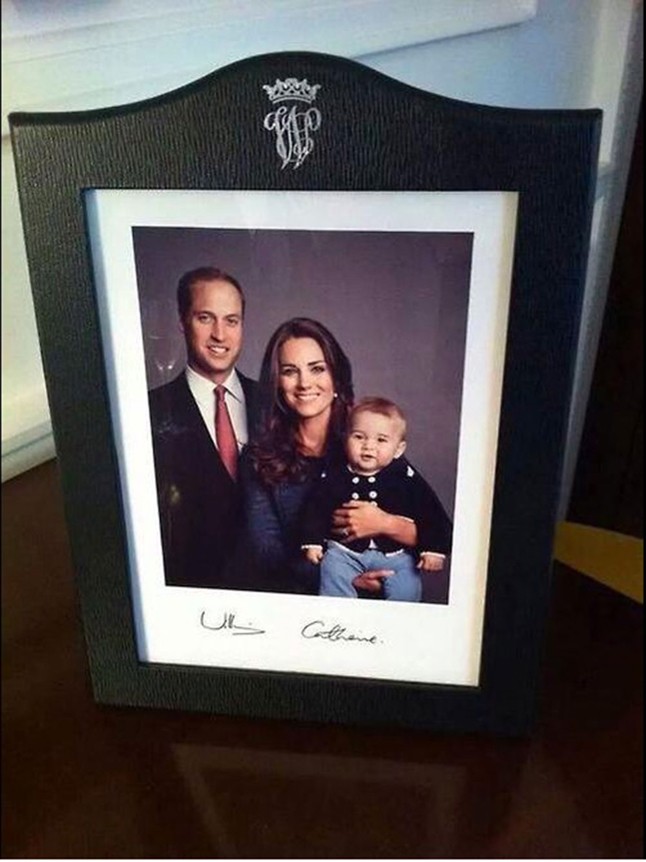 És végezetül a legújabb családi fotó.