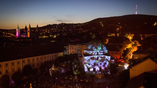 Zseniális programmal robbantja be a nyarat Pécs városa!