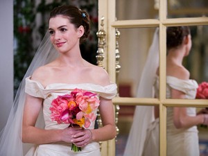 Te bevállalnál egy ilyen csodaszép fehér tetoválást az esküvődön?