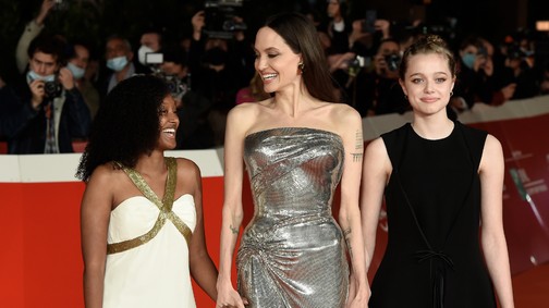 Mintha a fiatal Angelina Jolie-t látnánk: Shiloh Jolie akár édesanyja ikertestvére is lehetne