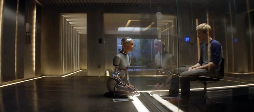 A popkultúrában is sok film - például az Ex Machina - boncolgatta, hogy milyen társ lenne a mesterséges intelligencia