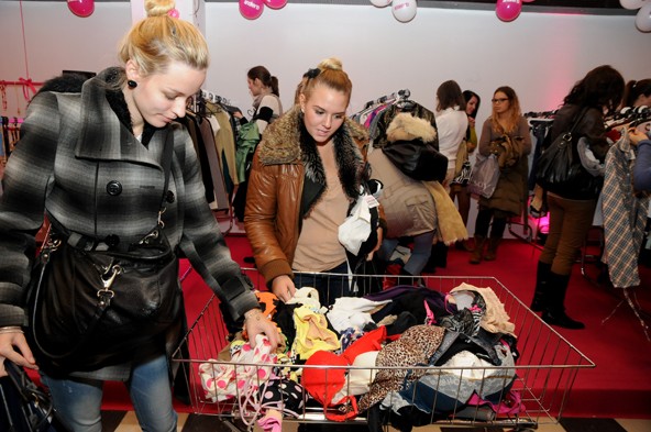 Egymillió forint gyűlt össze a Gardóbfrissítésen