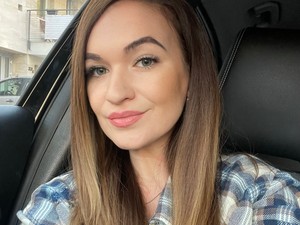 Fitos-Dombai Laura bebizonyítja, hogy a férfi ing tökéletesen beépíthető az öltözködésedbe