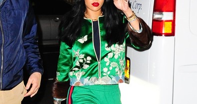 Mindenki Rihanna 400 ezres melegítőjén csodálkozik