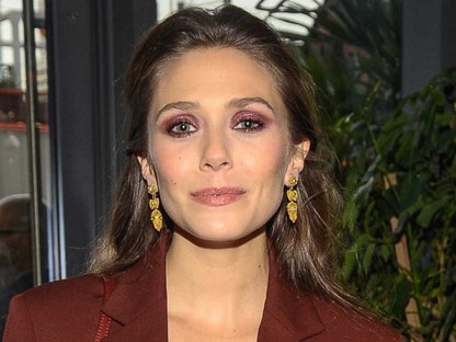 Elizabeth Olsennek annyira tökéletesen áll a frufru, hogy te is ilyet akarsz majd