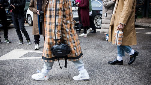 A Supreme x Burberry kollaboráció megjelenése káoszt okozott Londonban