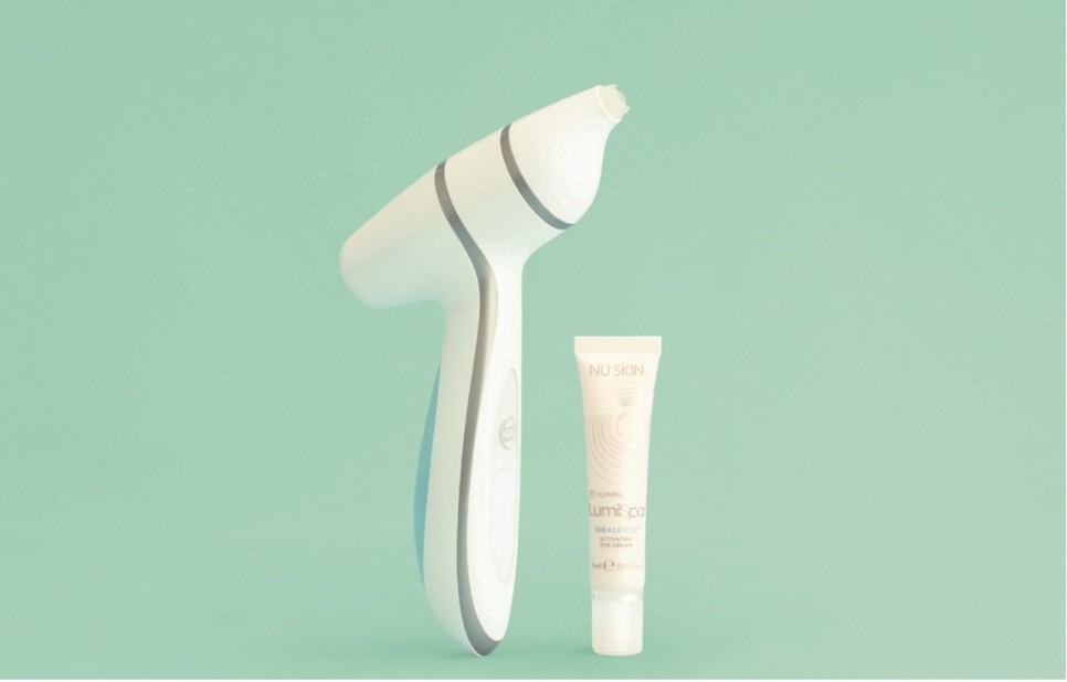 Fáradt szemek a tükörben: Ezzel az egyszerű trükkel csillogó tekinteteted lehet minden nap!