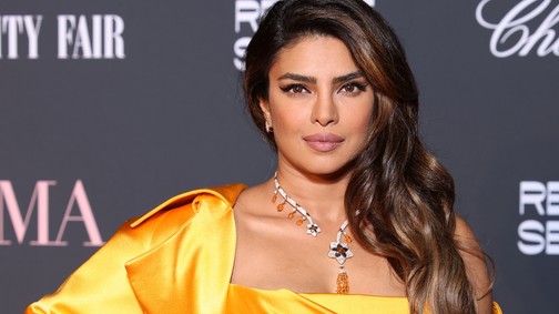 Priyanka Chopra igazi hercegnőként ragyogott a vörös szőnyegen