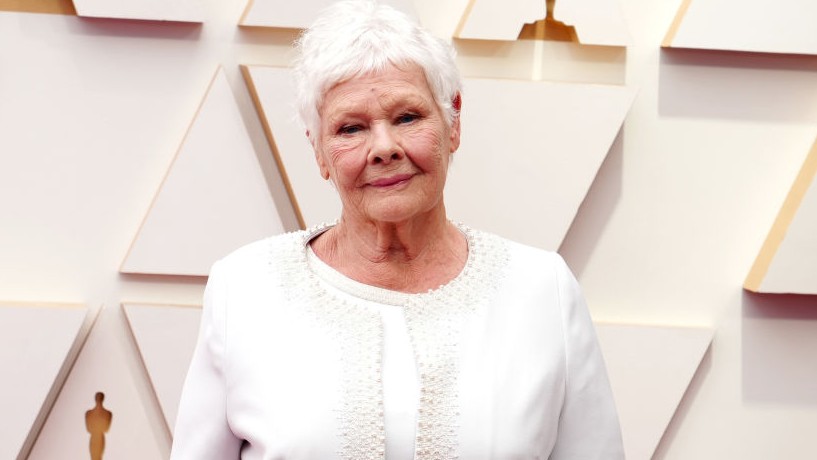 Judi Dench kivételes szépségével kitűnt a tömegből