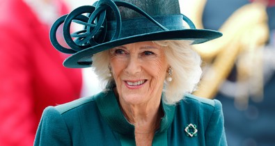 Kamilla királyné élete egyik legszebb ruhájában tündökölt, nem is akárki előtt tisztelgett Károly király felesége