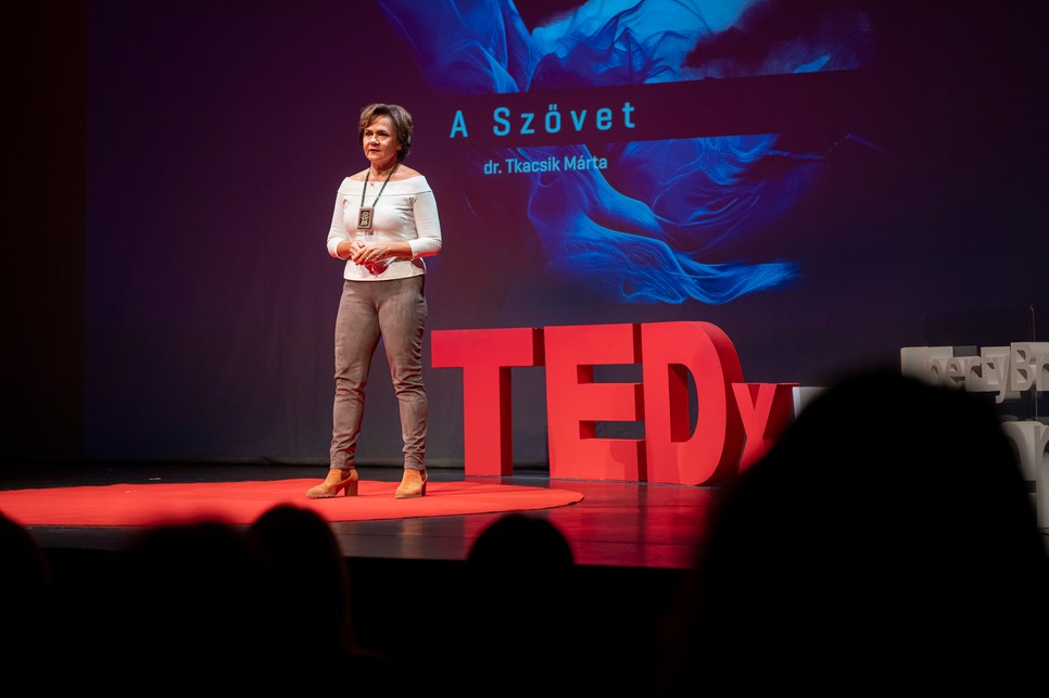 Dr. Tkacsik Márta, a Patikakert alapítója nemrég TEDxLibertyBridgeWomen konferencián adott elő