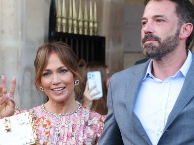 Jennifer Lopez és Ben Affleck ilyen stílusosan ünnepelték JLo szülinapját Párizsban