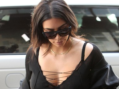 Kim Kardashian csizmája sokkolóan ronda