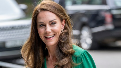 Katalin hercegné lenge ruhában várja a nyarat