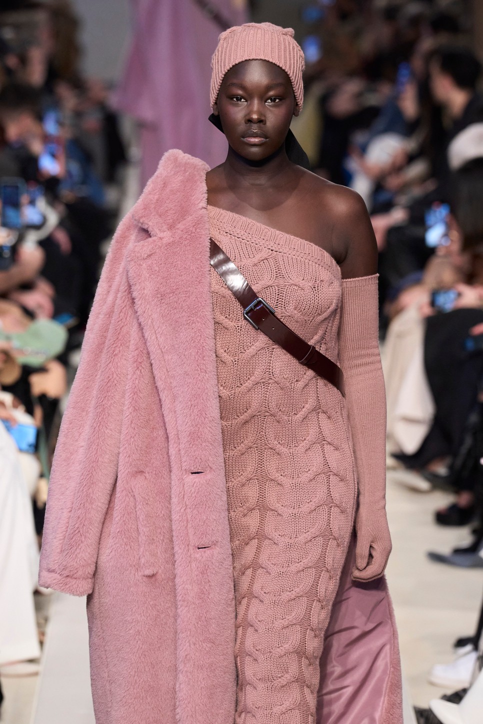 Max Mara 2023 ősz-tél