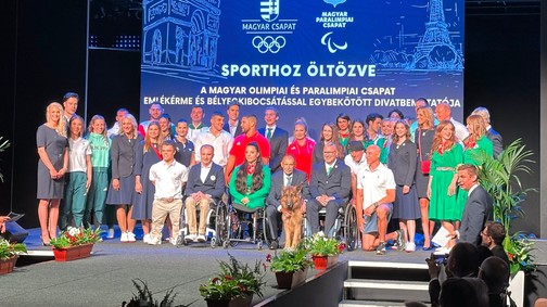 Imádjuk! Ilyen lesz az idei párizsi olimpia hivatalos formaruhája