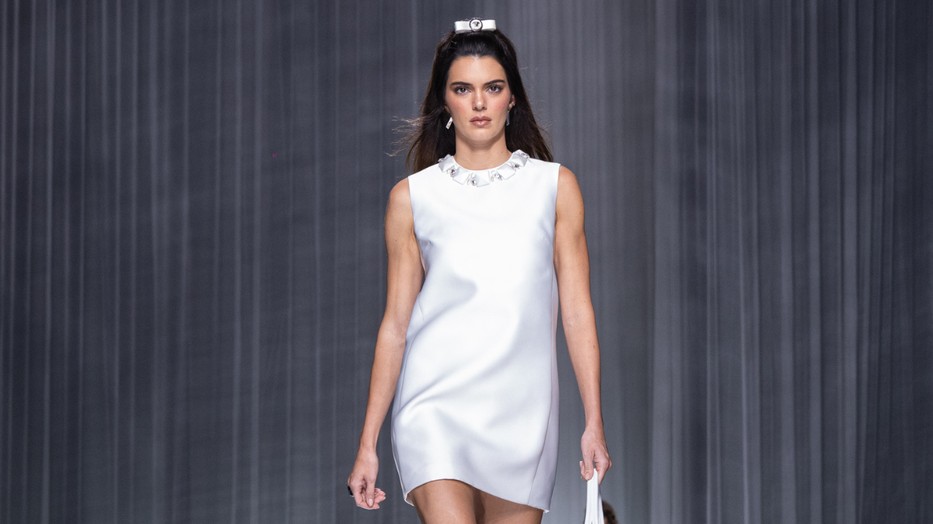 Kendall Jenner a merészebb darabokat is elképesztő magabiztossággal tudja viselni