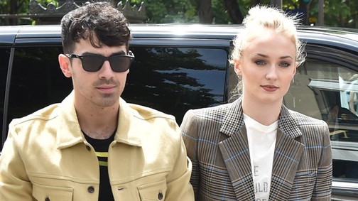 Olyan gyönyörű menyasszony volt Sophie Turner, mint egy mesebeli királykisasszony