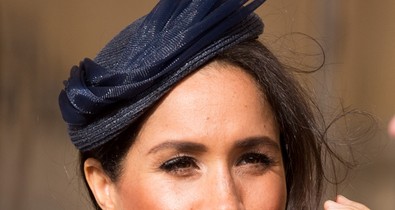 Meghan Markle szettje unalmas, de több mint 2 milliót érő ékszereivel nem spórolt