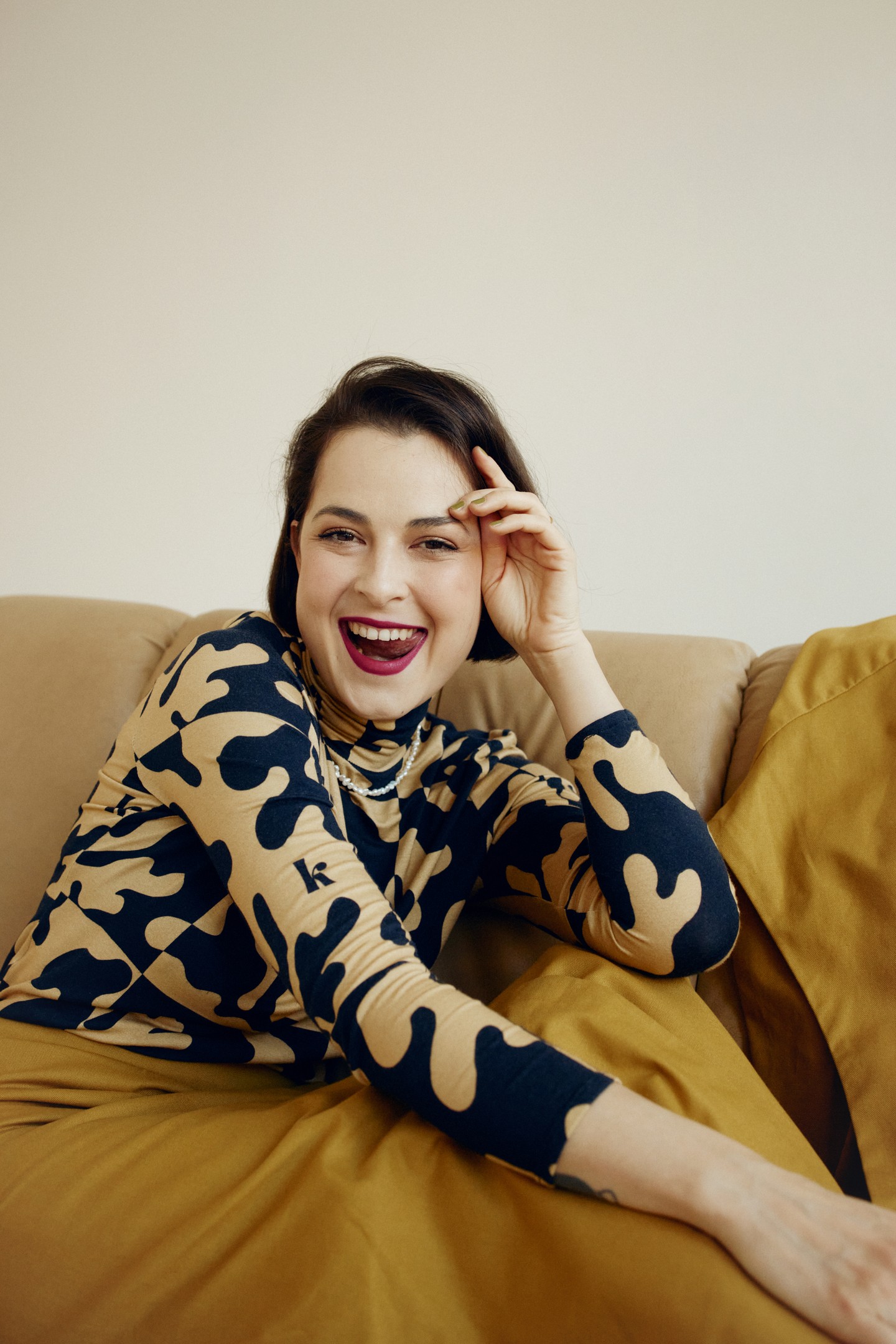 Szöllősi Nóra, a Ciklusmesék alapítója a Kamay Ko kollekció kampányában Fotó: Sutus Fanni