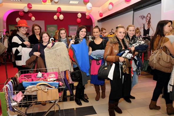 Egymillió forint gyűlt össze a Gardóbfrissítésen