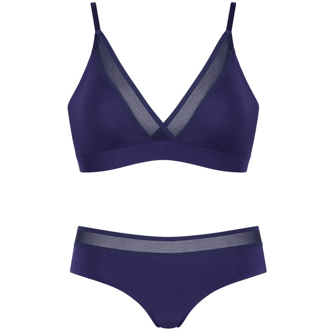 Melltartó és alsó SLOGGI 6999 Ft, 3999 Ft - GLAMOUR-napokon 5599 Ft, 3199 Ft 