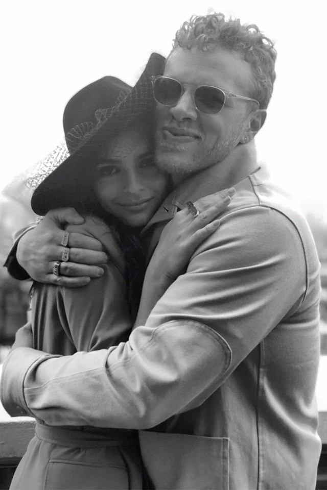 Emily és újdonsült férje