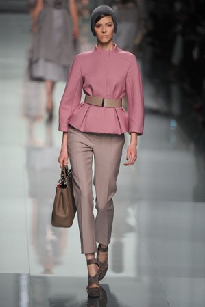 Simons előtt, Galliano után ilyen a Dior