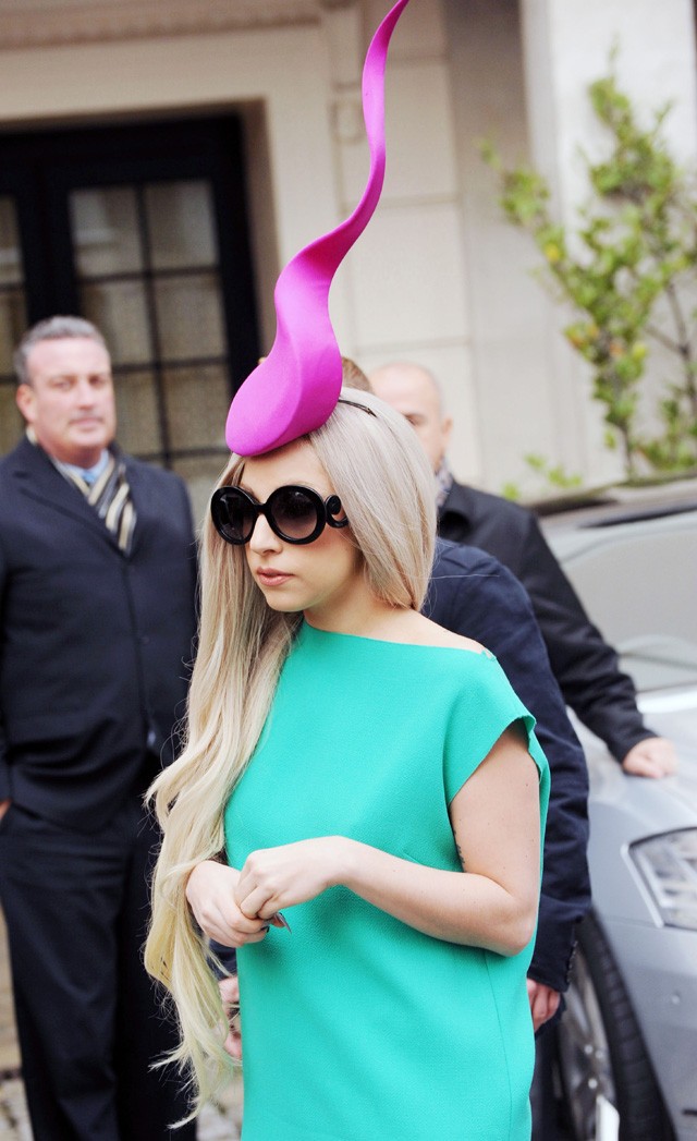 lady gaga, popsztár, utcai stílus, stílusa, extrém