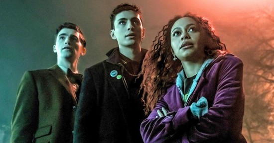 8 észbontóan jó Netflix sorozat, ha rajongtál a Stranger Things hangulatáért