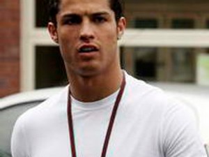 Ronaldo Beckham nyomában