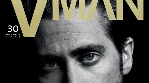 Jake Gyllenhaal igéző szemekkel a VMan jubileumi címlapján