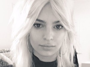 Barnán nincs nála szexibb, na de szőkén?