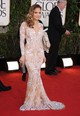 Jennifer Lopez 2013-ban élete egyik legbátrabb szettjében, egy Zuhair Murad estélyiben lopta el a show-t a díjátadón.  