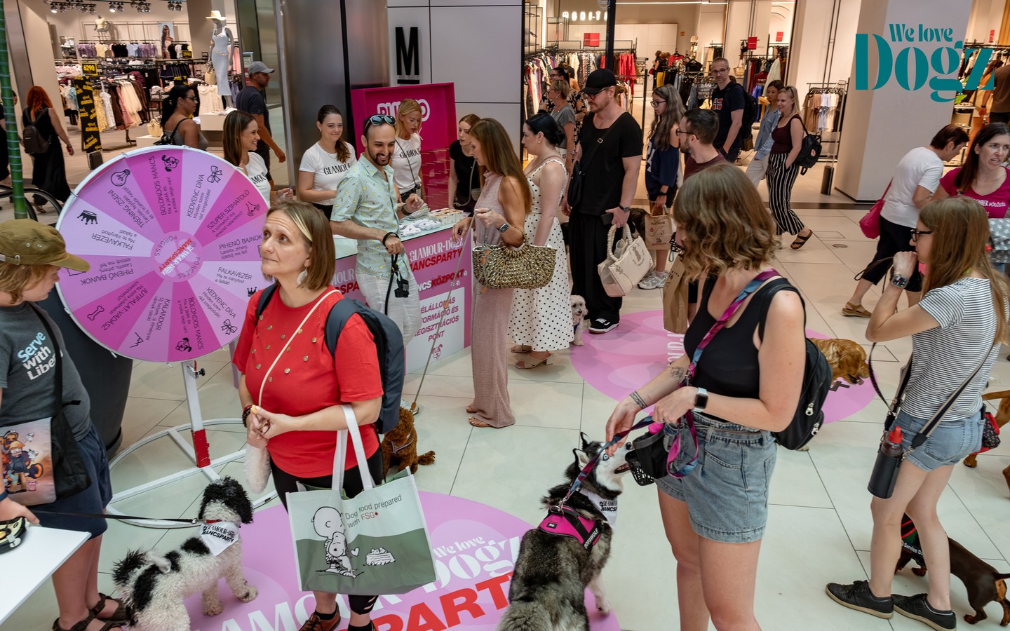 GLAMOUR & WE LOVE DOGZ Mancsparty minden korosztály számára tartogatott élményeket – két- és négylábú látogatóknak egyaránt