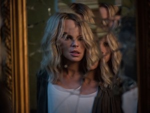 Jelek, hogy a stressz az elméden kívül a bőrödre is kihat