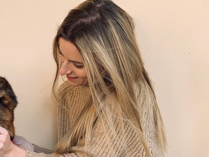 A Kuglófoslány kutyusa nem szeret szerepelni, de azért ma megmutatta magát