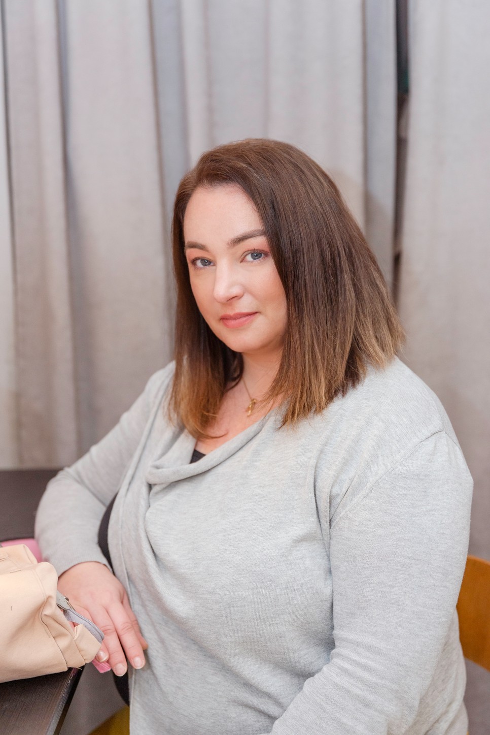 Kállai Anna úgy gondolja, táskatervezőként az a feladata, hogy örömet okozzon az embereknek, és hogy olyan táskát készítsen, amellyel jól érzik magukat