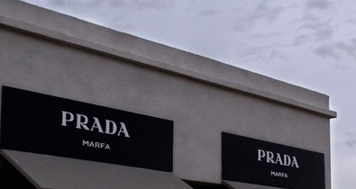 ´Bezár´ a leghíresebb Prada üzlet a semmi közepén