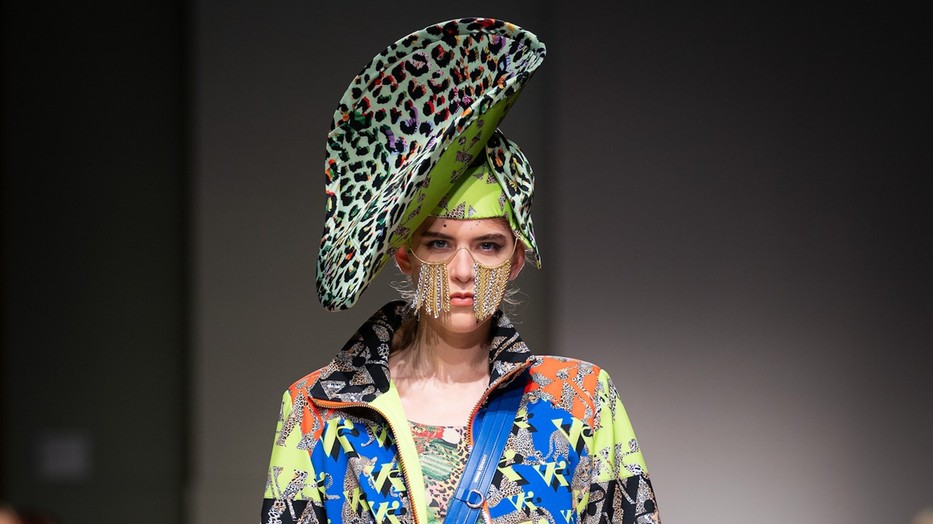 Megszületett az egyedi Virág Kerényi print, és a Budapest Fashion Weeken került bemutatásra