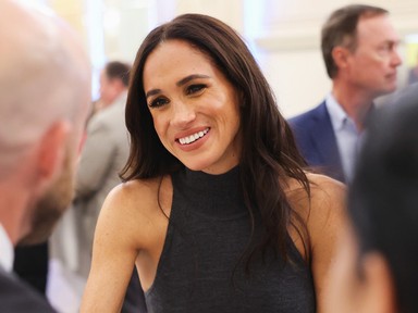 Meghan Markle istennőnek öltözött, és csak kapkodjuk a levegőt