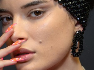 5 tavaszi körömtrend, ami mellett te sem fogsz szó nélkül elmenni