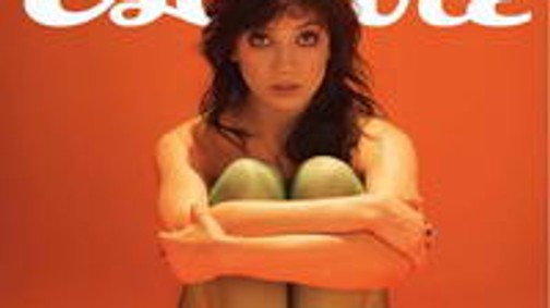 Forró tánccal és vetkőzéssel csábít Daisy